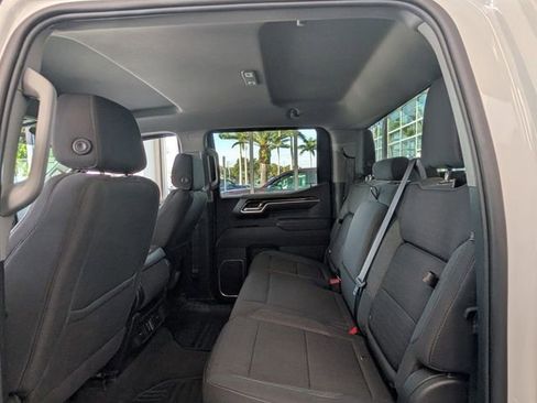 Used 2022 GMC Sierra 1500 Elevation image 7