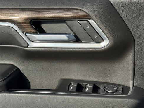 Used 2022 Chevrolet Silverado 1500 RST w/ Convenience Package II image 20