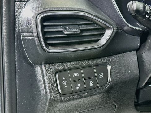Used 2020 Hyundai Santa Fe SEL w/ Convenience Package FWD image 10