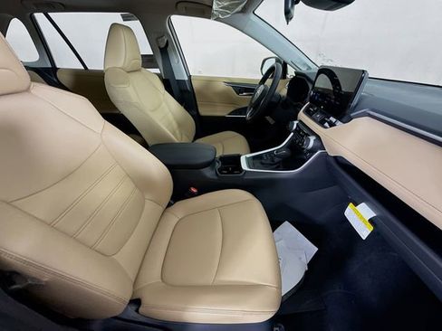 New 2025 Toyota RAV4 XLE Premium image 27