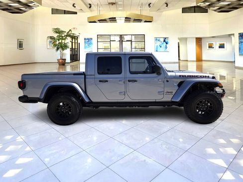 Used 2020 Jeep Gladiator Rubicon w/ Trailer Tow Package image 8