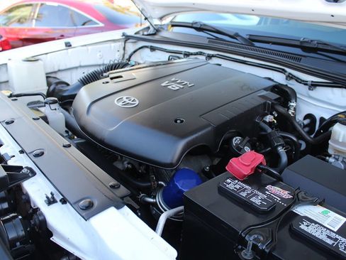 Used 2009 Toyota Tacoma PreRunner RWD image 32