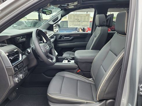 New 2026 GMC Yukon Elevation AWD/4WD image 15