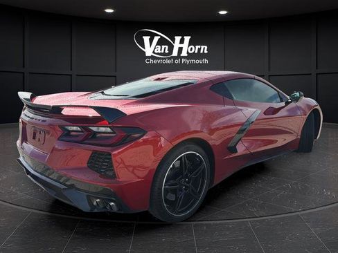 Used 2021 Chevrolet Corvette Stingray Preferred Cpe w/ Z51 Performance Package RWD image 7