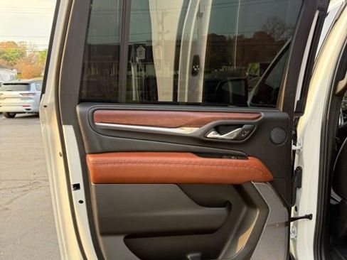 Used 2024 GMC Yukon Denali Ultimate image 52