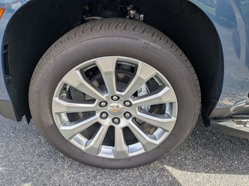 New 2025 Chevrolet Suburban Premier w/ Sun And Tow Package image 11