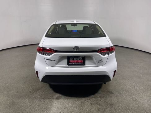 New 2026 Toyota Corolla LE image 4