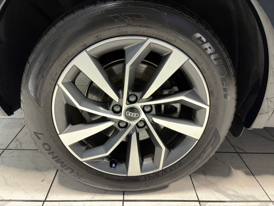 Used 2023 Audi Q5 2.0T Premium Plus w/ Premium Plus Package AWD/4WD image 43