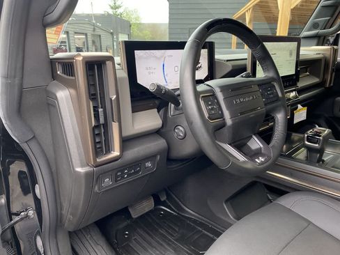 Used 2025 GMC Hummer EV 3X w/ Battery Pack, 24 Module Pack AWD/4WD image 2