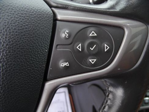 Used 2020 GMC Acadia AT4 w/ GMC Pro Grade Package image 23