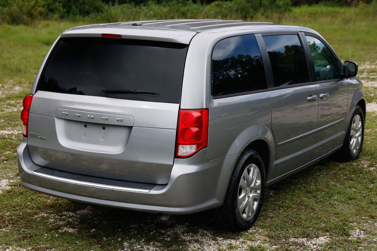 Used 2017 Dodge Grand Caravan SE w/ Power Window Group FWD image 11