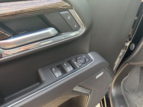 Used 2025 GMC Sierra 1500 Elevation w/ Elevation Premium Package image 8
