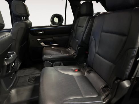 Used 2023 Toyota Sequoia Platinum image 17