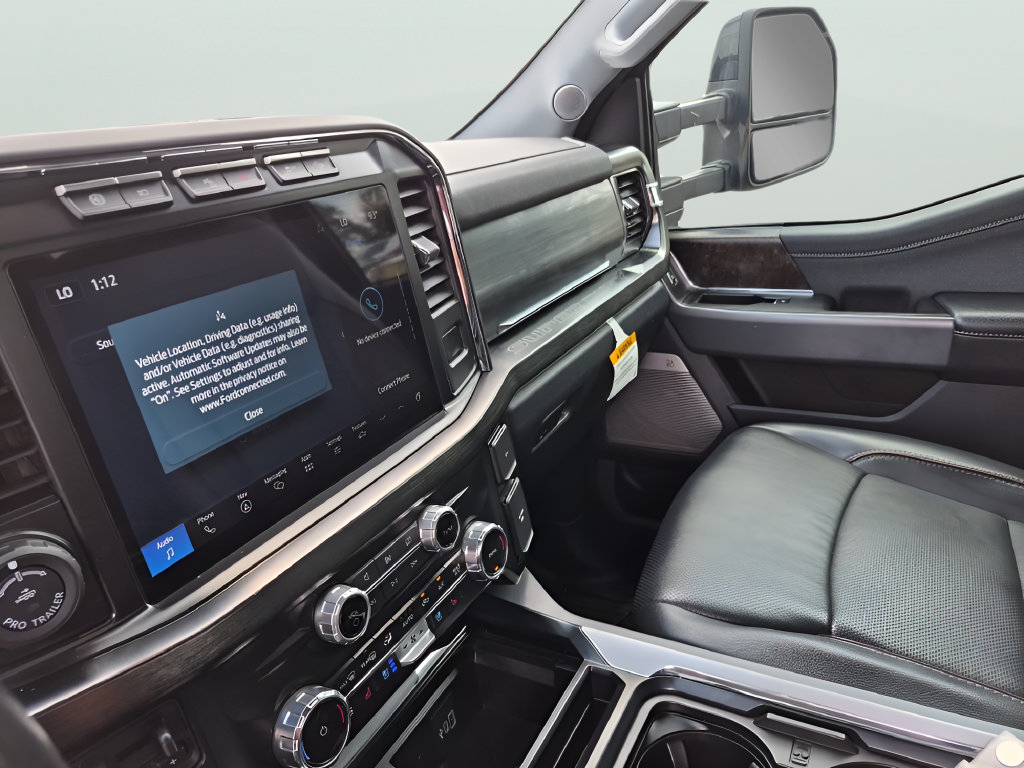 Used 2023 Ford F250 Lariat w/ Lariat Ultimate Package AWD/4WD image 23