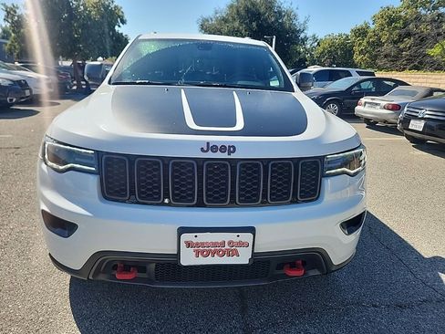 Used 2019 Jeep Grand Cherokee Trailhawk w/ Trailhawk Luxury Group AWD/4WD image 8