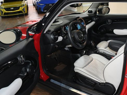 Used 2023 MINI Cooper S FWD image 45