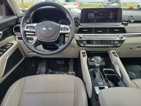 Used 2021 Kia Telluride EX w/ EX Premium Package image 10