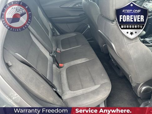 Certified 2026 Chevrolet TrailBlazer LT w/ LT Cold Weather Package FWD image 34