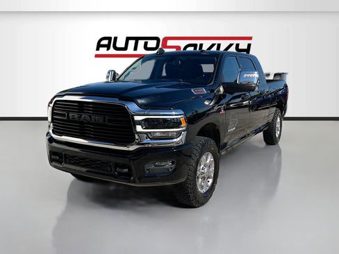 Used 2023 RAM 3500 Laramie AWD/4WD image 3