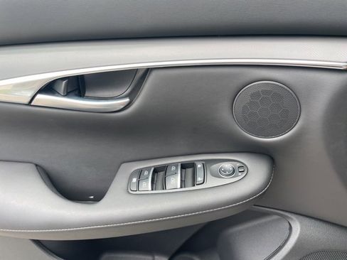 Certified 2025 INFINITI QX50 Pure image 24