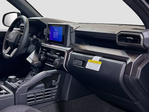 New 2026 Toyota 4Runner SR5 AWD/4WD image 28