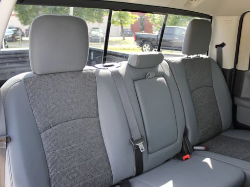 Used 2017 RAM 1500 Big Horn AWD/4WD image 25