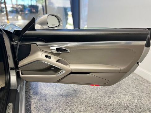 Used 2013 Porsche 911 Carrera 4S image 37