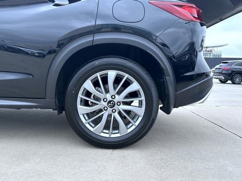 Certified 2025 INFINITI QX50 Pure image 22