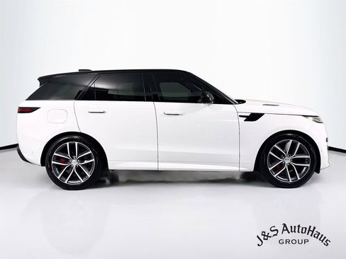 Used 2023 Land Rover Range Rover Sport SE Dynamic AWD/4WD image 8