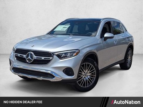Certified 2026 Mercedes-Benz GLC 300 image 1