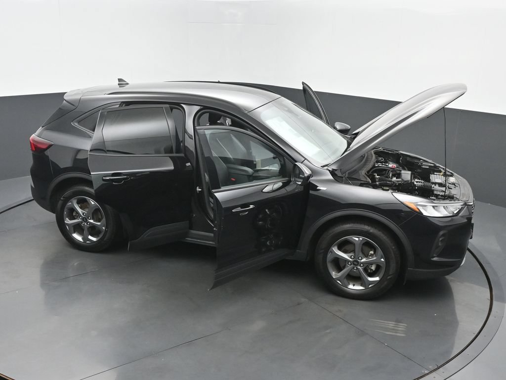 Used 2025 Ford Escape ST-Line Select AWD/4WD image 65