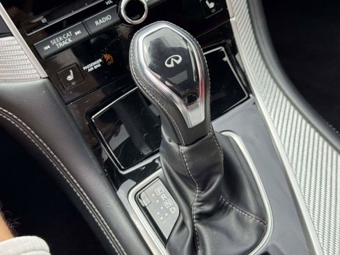 Used 2019 INFINITI Q60 Red Sport 400 AWD/4WD image 28