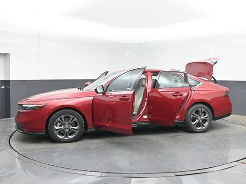 Used 2024 Honda Accord EX-L image 52