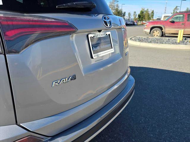 Used 2018 Toyota RAV4 XLE FWD image 14