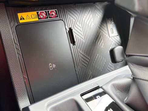 New 2026 Toyota Tacoma Limited AWD/4WD image 18
