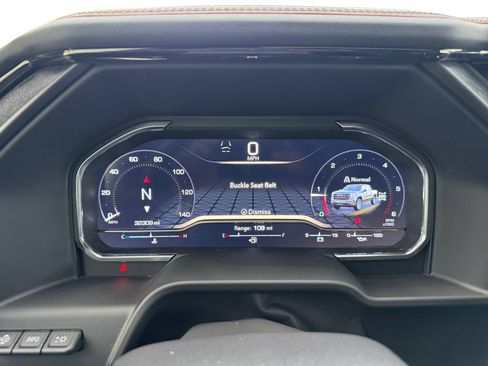 Used 2025 GMC Sierra 1500 AT4 w/ AT4 Premium Package AWD/4WD image 24