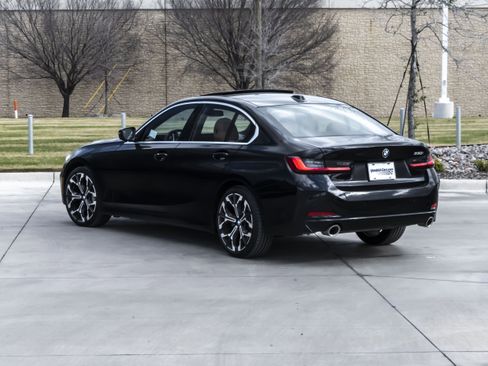 Certified 2025 BMW 330i Sedan image 3