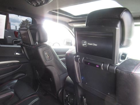 Used 2017 Dodge Durango R/T AWD/4WD image 10