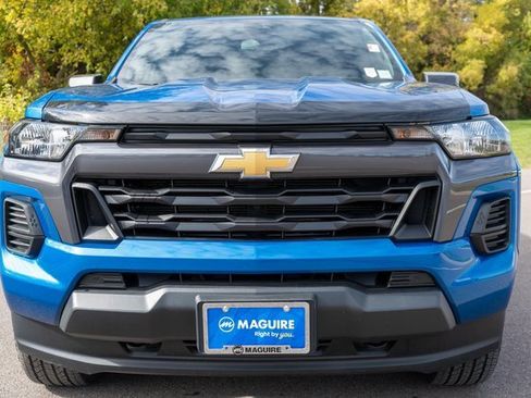 Used 2023 Chevrolet Colorado LT image 3