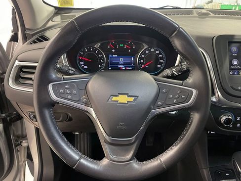 Used 2022 Chevrolet Equinox LT image 30