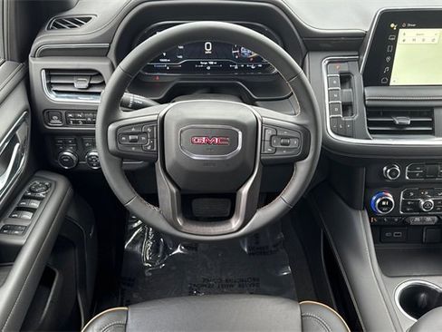 Used 2023 GMC Yukon XL AT4 image 16
