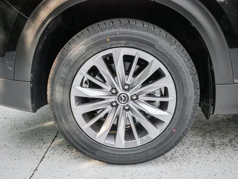 Used 2025 MAZDA CX-90 3.3 Turbo w/ Preferred Package AWD/4WD image 13