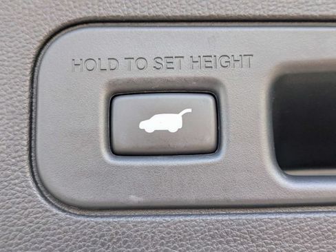 Used 2022 Acura MDX w/ Technology Package AWD/4WD image 13