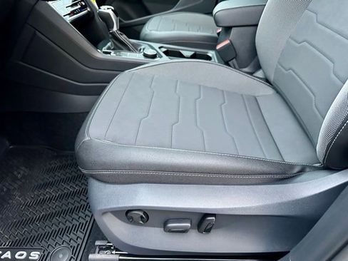 New 2026 Volkswagen Taos SE AWD/4WD image 14