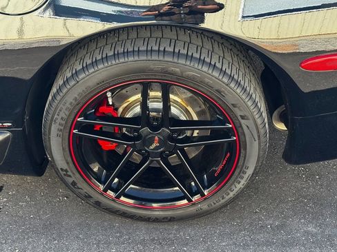 Used 2003 Chevrolet Corvette Convertible w/ Preferred Equipment Group1 RWD image 35