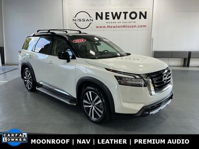 Used 2024 Nissan Pathfinder Platinum