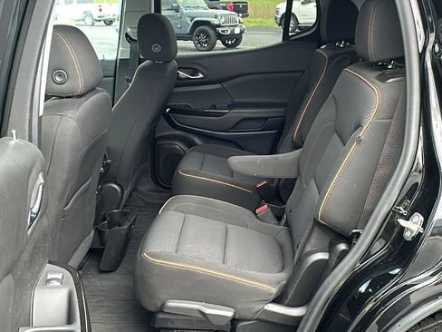 Used 2022 GMC Acadia AT4 w/ Trailering Package AWD/4WD image 27