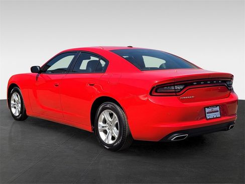 Used 2022 Dodge Charger SXT w/ Leather Interior Group image 6
