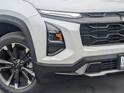 New 2026 Chevrolet Equinox RS image 3