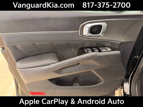 Used 2023 Kia Sorento SX AWD/4WD image 17